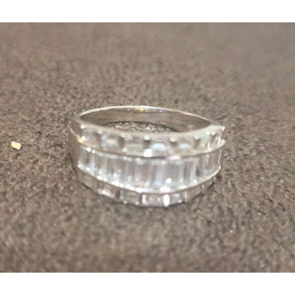 Ross Simons Dazzling CZ Ring Wedding Anniversary Exquisite 925 Sterling approx10 - Picture 8 of 13